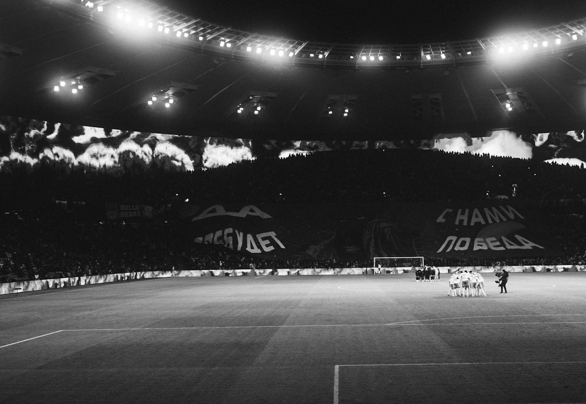 Fenerbahçe Şampiyonlar Ligi Kura ve Fikstür: Liverpool, Atletico ve 8 Maç Takvimi